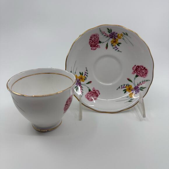 Colclough Bone China Hand Painted Floral Teacup & Saucer 2 Pieces Set Serveware - Picture 10 of 10